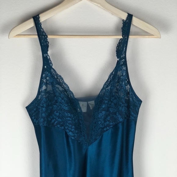 Victoria's Secret Teal Chemise - Picture 2 of 5